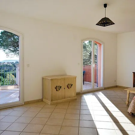 Holiday Bld. Florentin Brigaud
